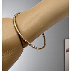 Textured Gold Tone Metal Bangle Bracelet Classic Elegant Design